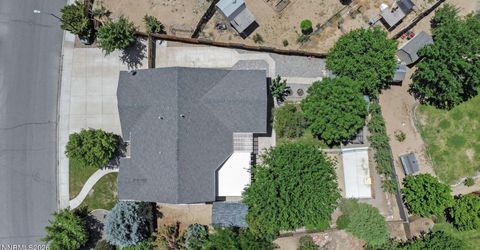325 Hidden Oaks Drive, Dayton, NV 89403 Photo