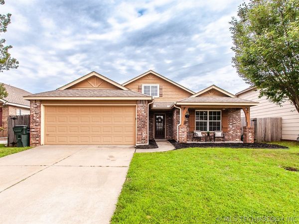 10709 N 153rd East Avenue E, Owasso, OK 74055