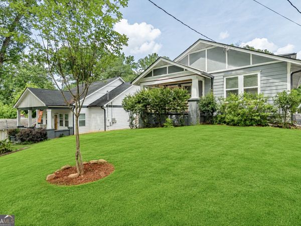 8 S Eugenia Place NW, Atlanta, GA 30318