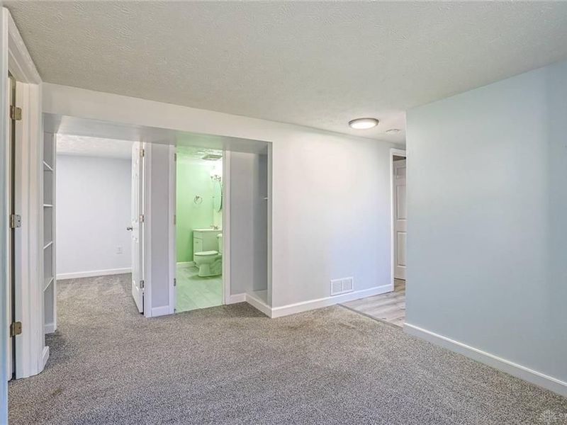 1874 Leway Drive, Fairfield, OH 45014 Photo 11