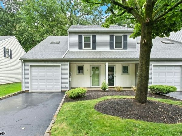 6 Crestwood Common, Scotch Plains, NJ 07076