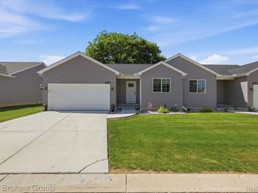 9510 Orchard Lake Drive, Richfield Township, Mi 48423