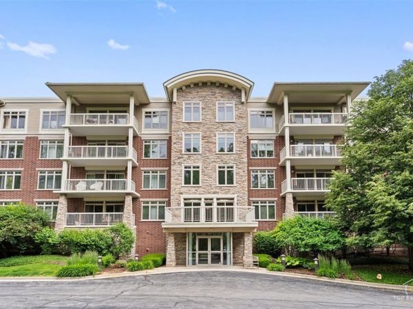 425 N BENJAMIN Drive , Unit 205, Vernon Hills, IL 60061