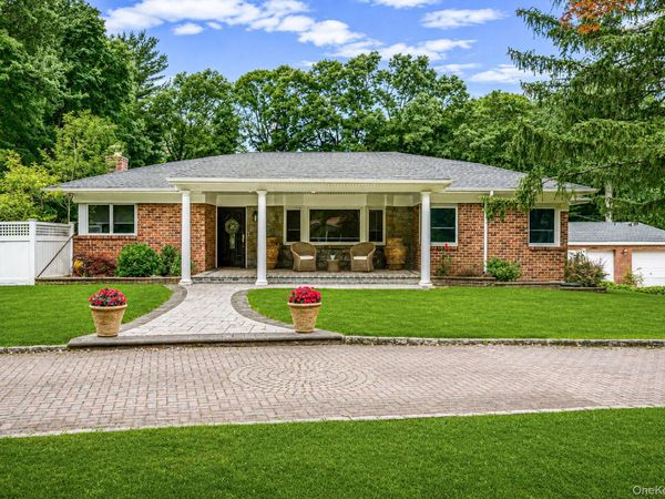 199 Dix Hills Road , Dix Hills, NY 11746