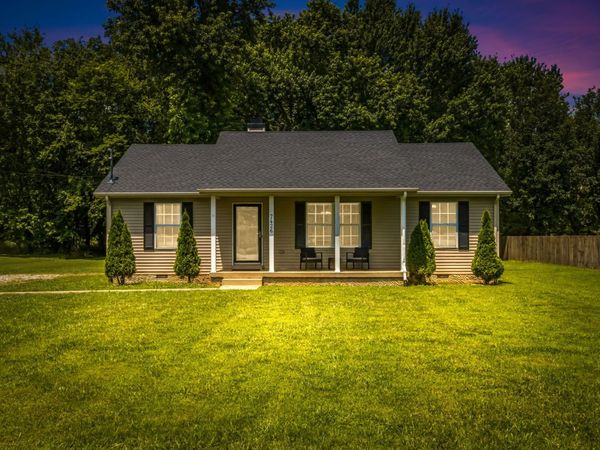 7426 Lone Eagle Dr, Murfreesboro, TN 37128