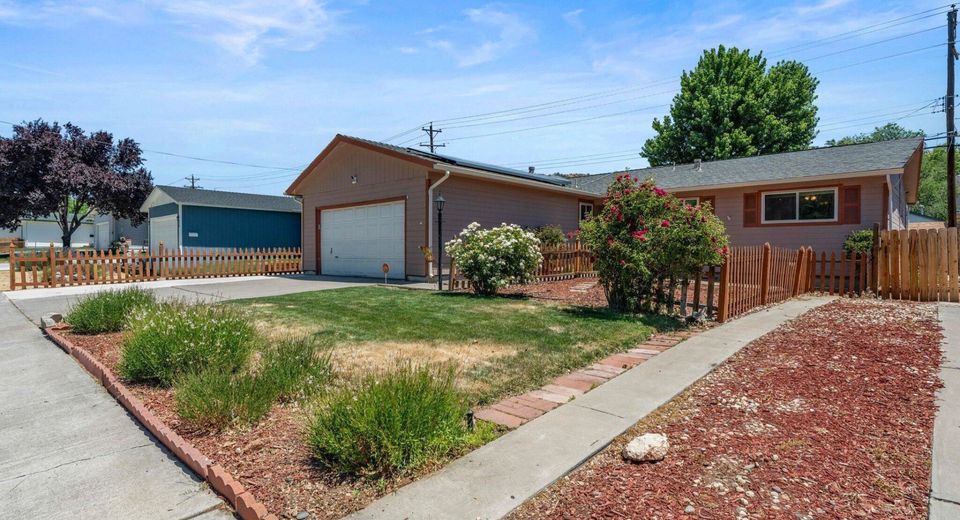 3510 Puccinelli Drive, Sparks, NV 89431 Photo