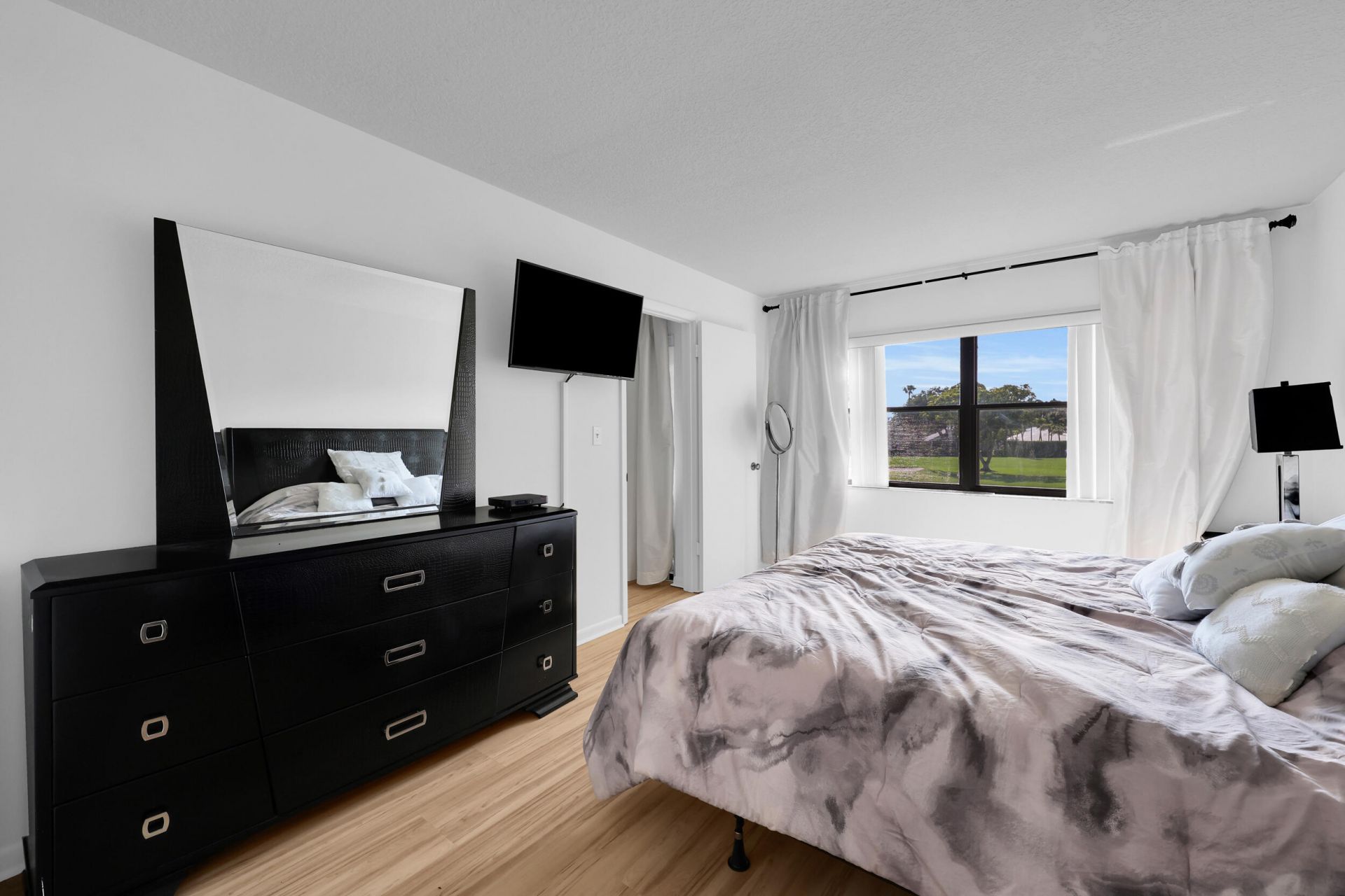 12962 Briarlake Drive, Unit 202, West Palm Beach, FL 33418 Photo