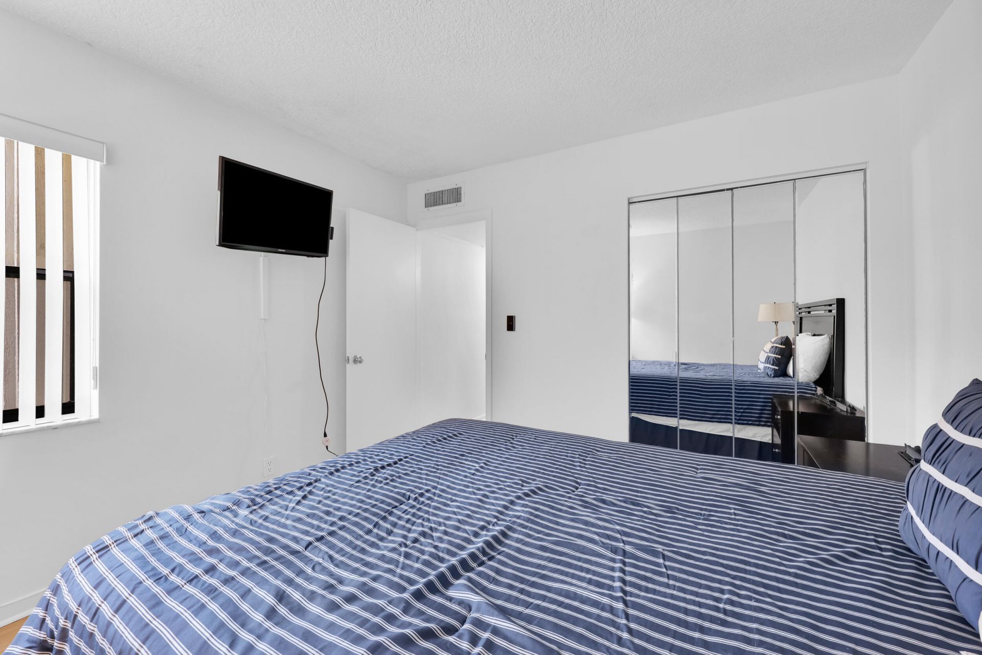 12962 Briarlake Drive, Unit 202, West Palm Beach, FL 33418 Photo