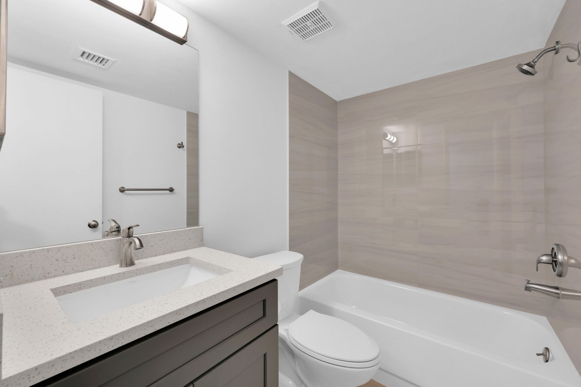 12962 Briarlake Drive, Unit 202, West Palm Beach, FL 33418 Photo