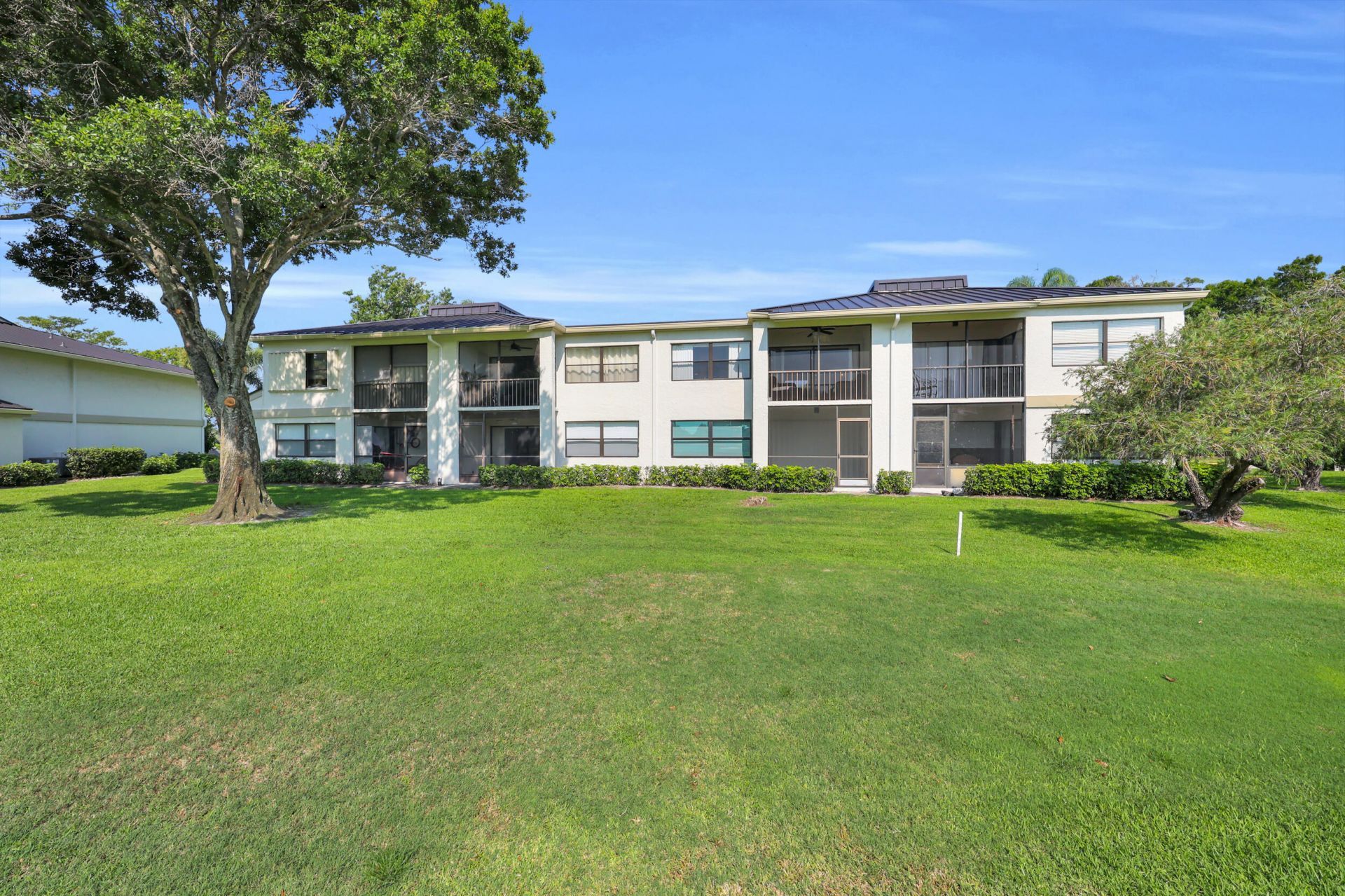 12962 Briarlake Drive, Unit 202, West Palm Beach, FL 33418 Photo