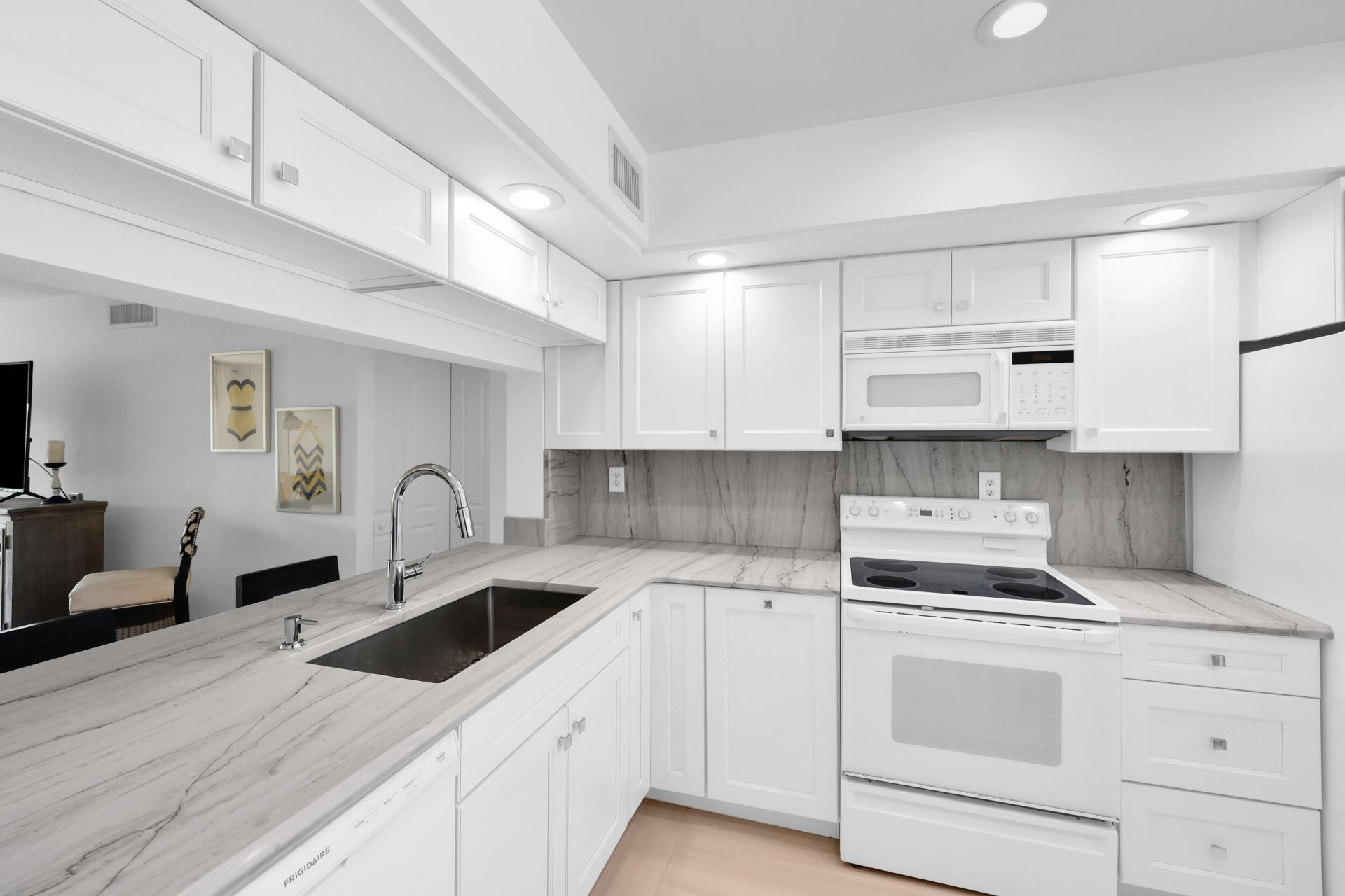 12962 Briarlake Drive, Unit 202, West Palm Beach, FL 33418 Photo