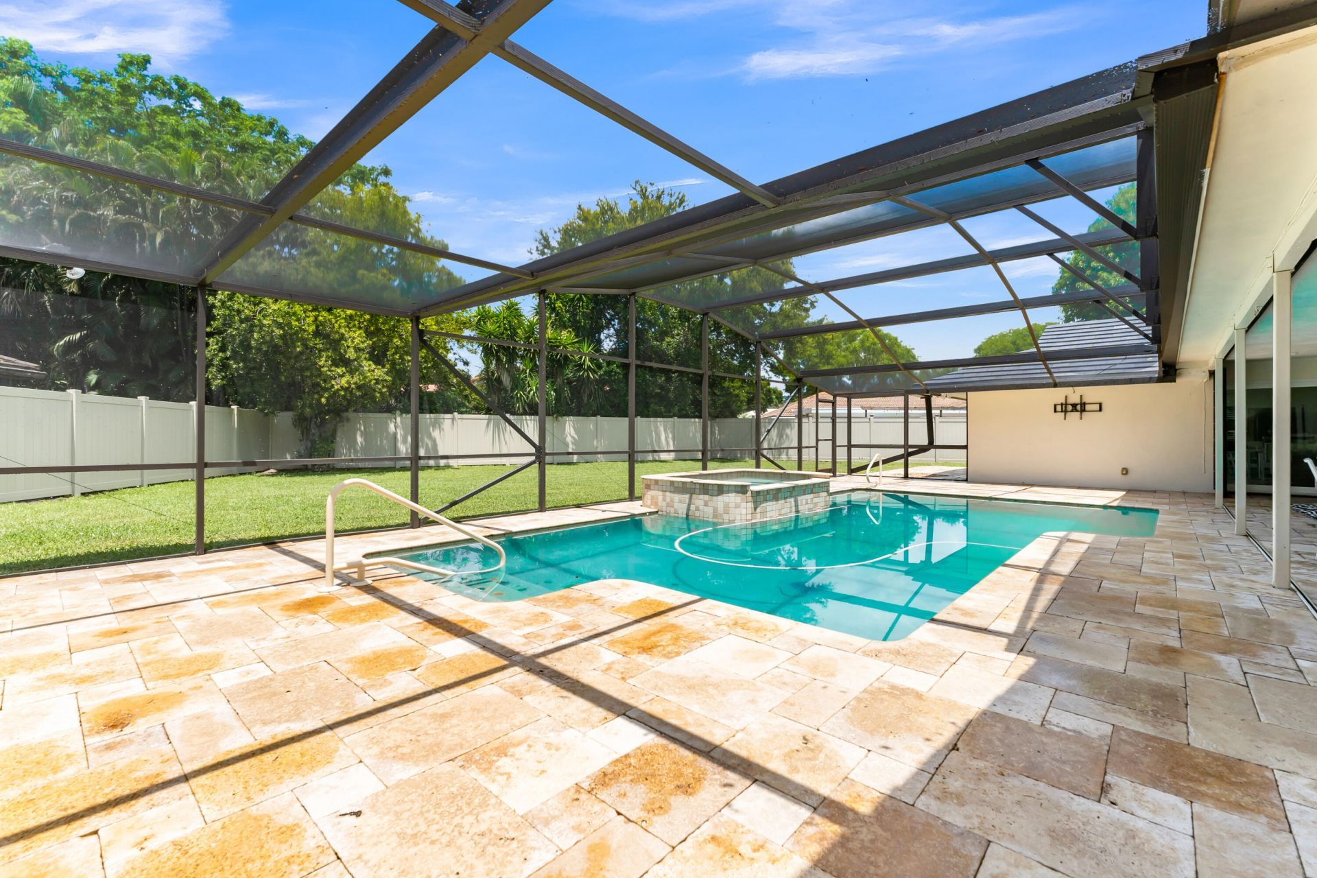 6692 N Grande Drive, Boca Raton, FL 33433 Photo