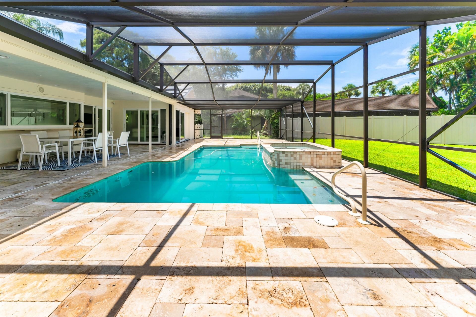 6692 N Grande Drive, Boca Raton, FL 33433 Photo