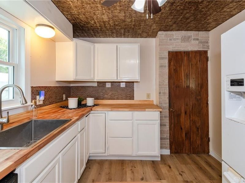 945 S Linden Avenue, Miamisburg, OH 45342 Photo 14