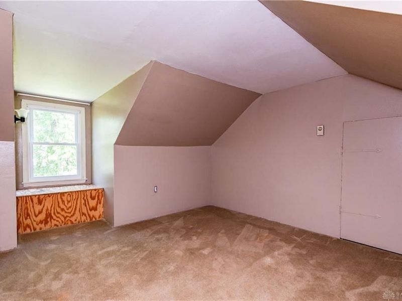 945 S Linden Avenue, Miamisburg, OH 45342 Photo 26