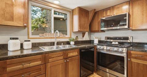 2086 Mewuk Drive, South Lake Tahoe, CA 96150 Photo