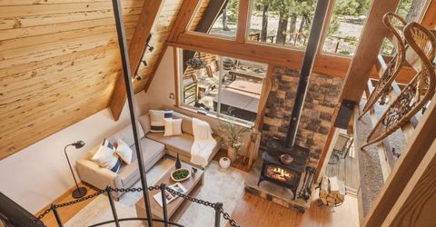 2086 Mewuk Drive, South Lake Tahoe, CA 96150 Photo