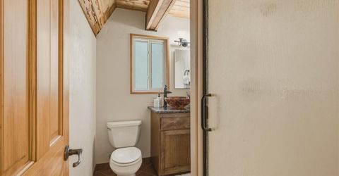 2086 Mewuk Drive, South Lake Tahoe, CA 96150 Photo