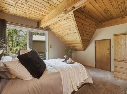 2086 Mewuk Drive, South Lake Tahoe, CA 96150 Photo
