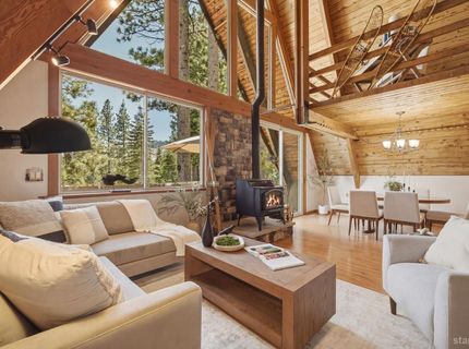 2086 Mewuk Drive, South Lake Tahoe, CA 96150 Photo