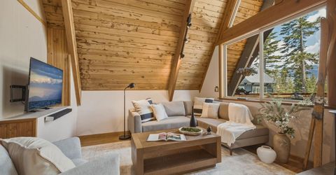 2086 Mewuk Drive, South Lake Tahoe, CA 96150 Photo