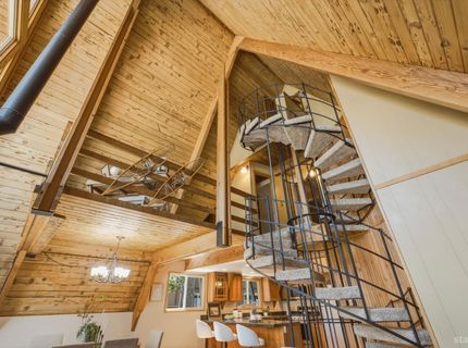 2086 Mewuk Drive, South Lake Tahoe, CA 96150 Photo