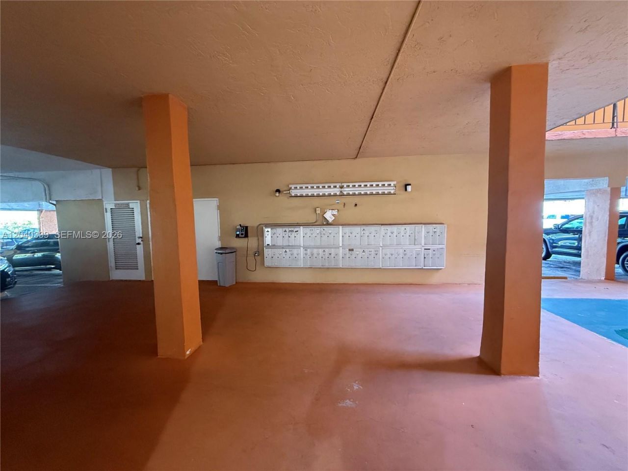 6780 W 2nd Ct, Unit 212, Hialeah, FL 33012 Photo
