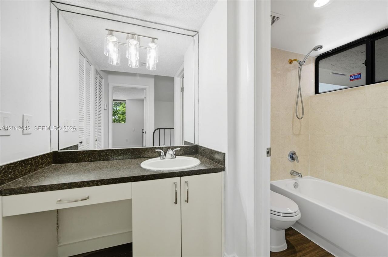 8365 SW 152nd Ave , Unit C-417, Miami, FL 33193 Photo