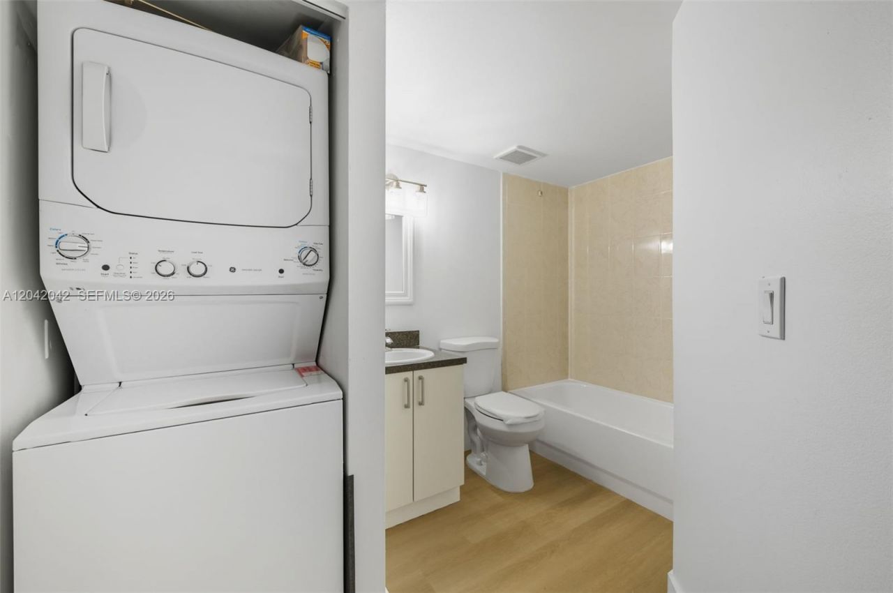 8365 SW 152nd Ave , Unit C-417, Miami, FL 33193 Photo