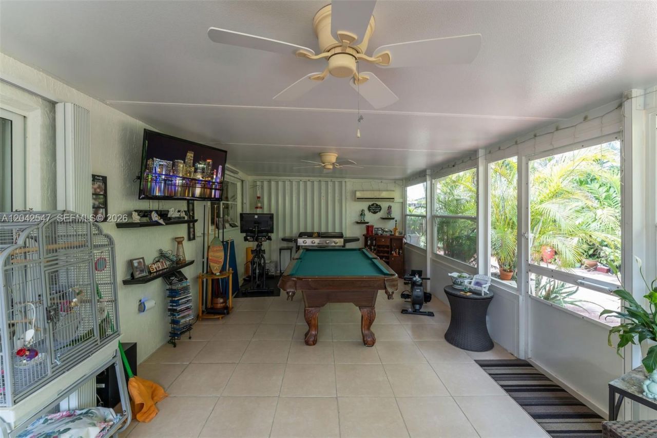 18250 SW 139th Ct, Miami, FL 33177 Photo