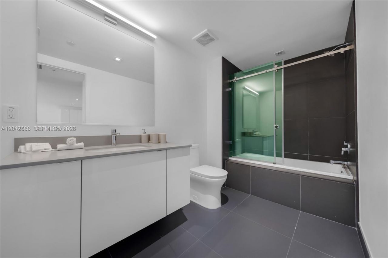 1600 NE 1st Ave, Unit 2318, Miami, FL 33132 Photo