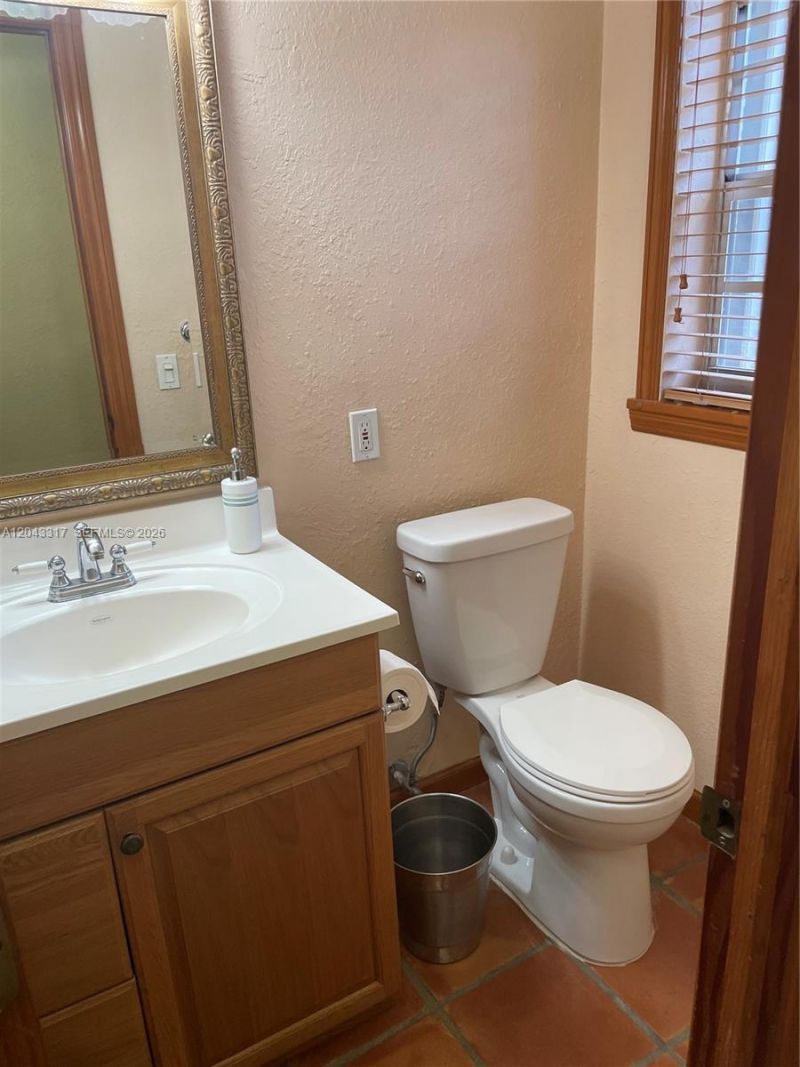 6705 N Kendall Dr, Unit 312, Pinecrest, FL 33156 Photo