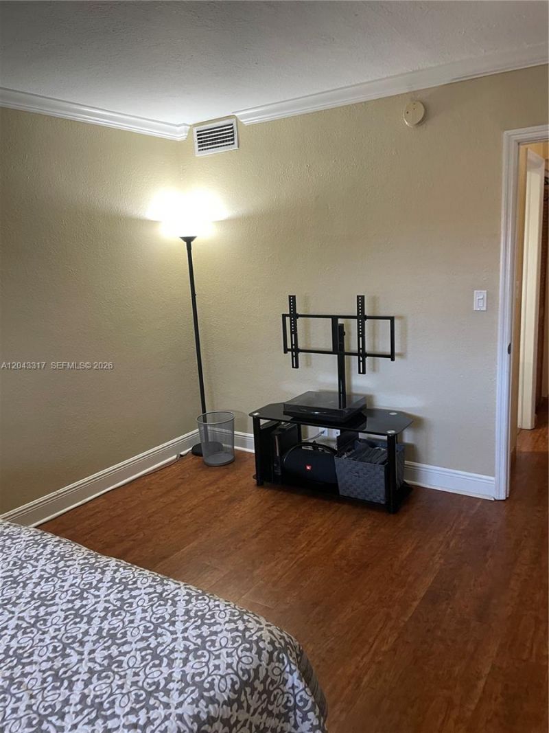 6705 N Kendall Dr, Unit 312, Pinecrest, FL 33156 Photo