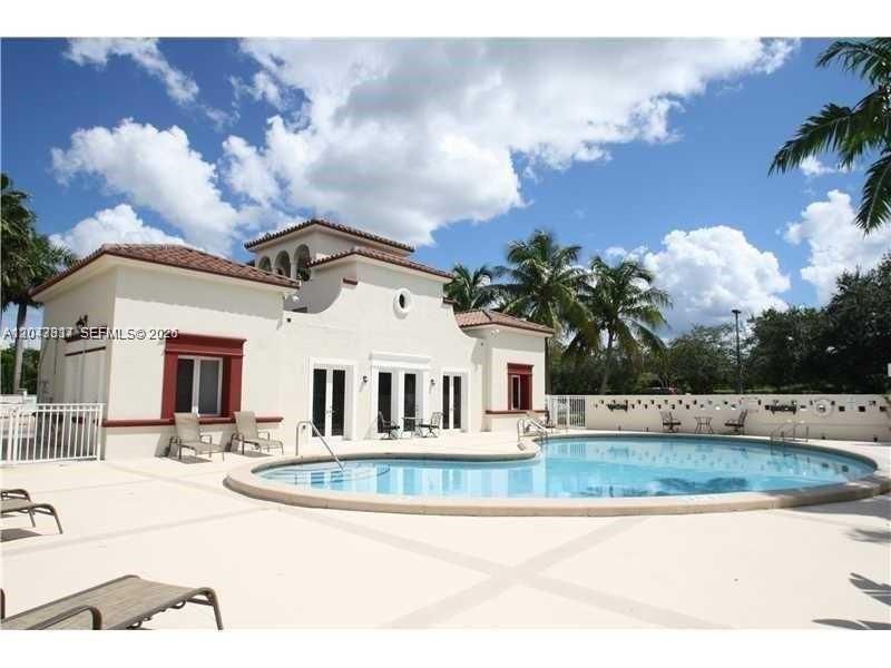 6705 N Kendall Dr, Unit 312, Pinecrest, FL 33156 Photo