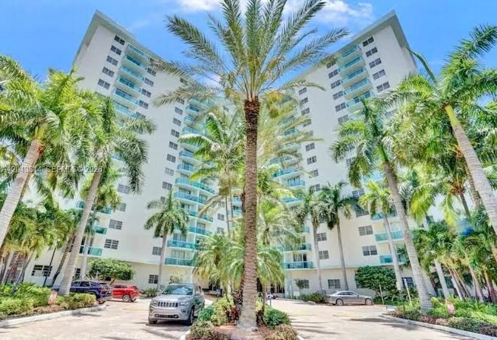 3801 S Ocean Dr , Unit 11M, Hollywood, FL 33019 Photo