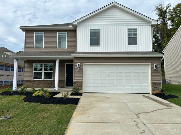 129 Woodcreek Lane, New Richmond, OH 45157