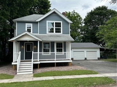 8 Delevan Street, Auburn, NY 13021