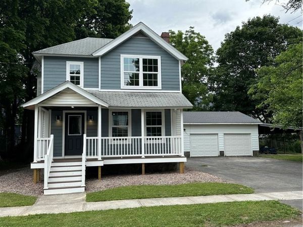 8 Delevan Street , Auburn, NY 13021