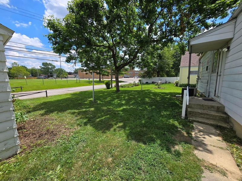 3250 Dresden Street, Columbus, OH 43224 Photo 4