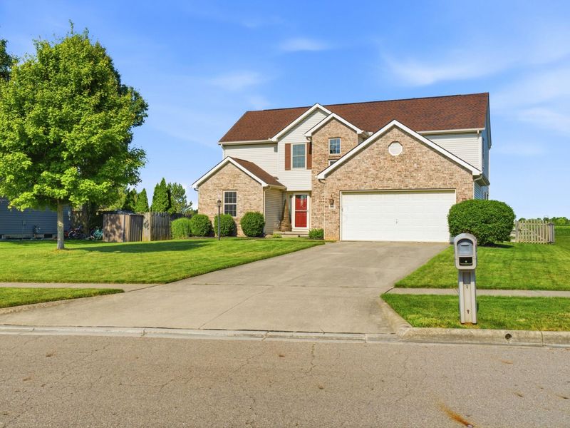 161 Walnut Creek Drive, Commercial Point, OH 43116 Photo 3