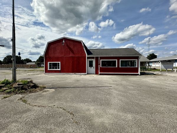2300 S State Road 67 , Paragon, IN 46166