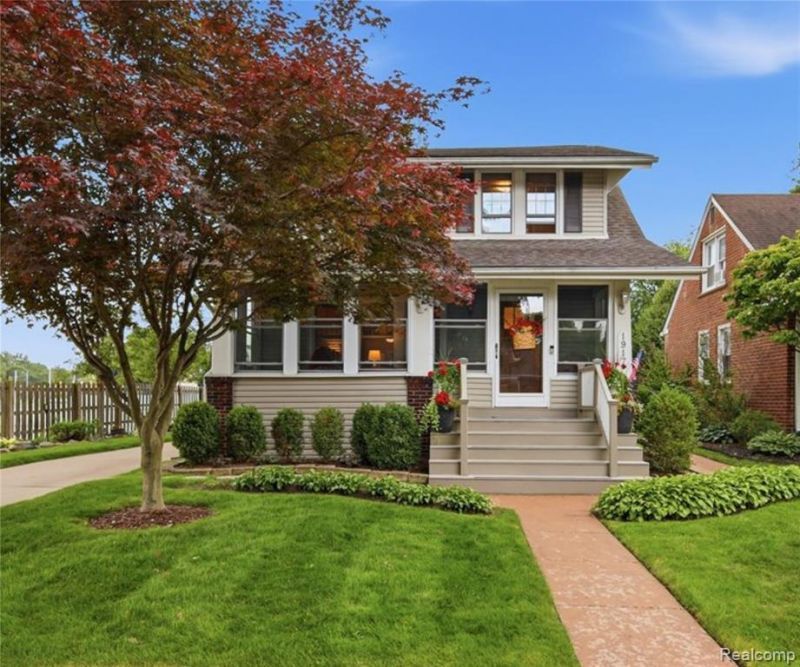 1917 Clawson Avenue, Royal Oak, MI 48073 Main Photo