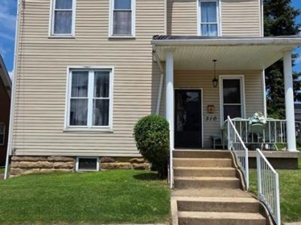310 8TH STREET, Moundsville, WV 26041