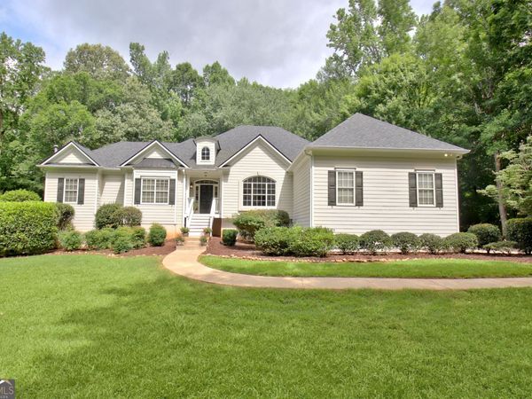100 Postwood Drive, Fayetteville, GA 30215