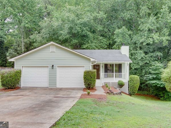 3960 Rocmar Drive, Snellville, GA 30039