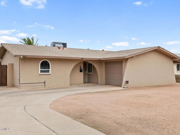 1823 E BROOKDALE Street, Mesa, AZ 85203