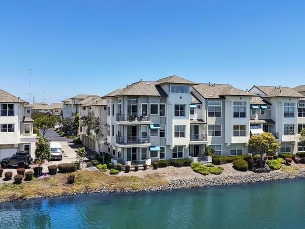 500 Baltic Circle, Unit 536, Redwood City, CA 94065