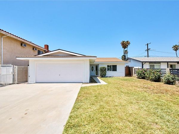 8147 Aldea Avenue, Lake Balboa, CA 91406
