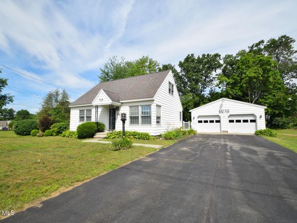 7 William Street, Moreau, NY 12803