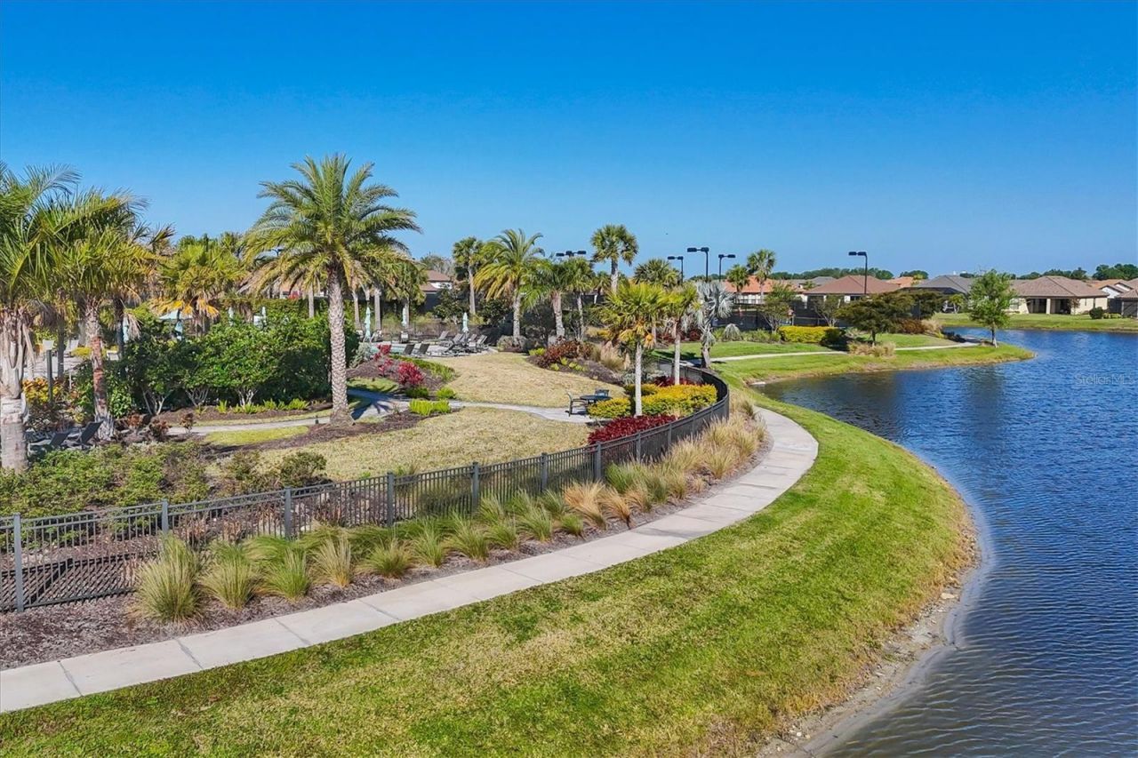 10103 Saint Francis Terrace, Palmetto, FL 34221 Photo